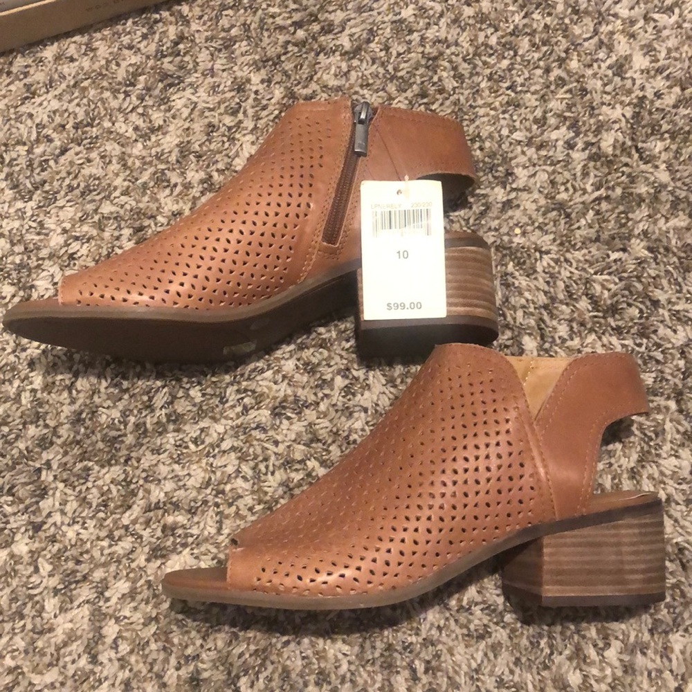 Open toe bootie